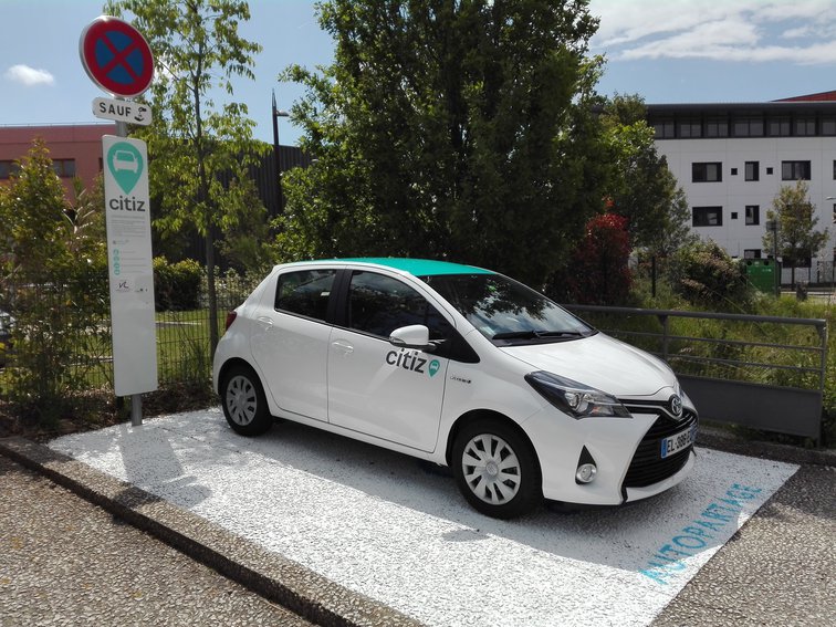 autopartage Rovaltain.jpg