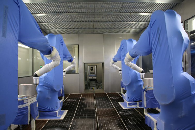 Clid Systèmes est spécialiste des robots d'application peinture et la distribution de produits épais.