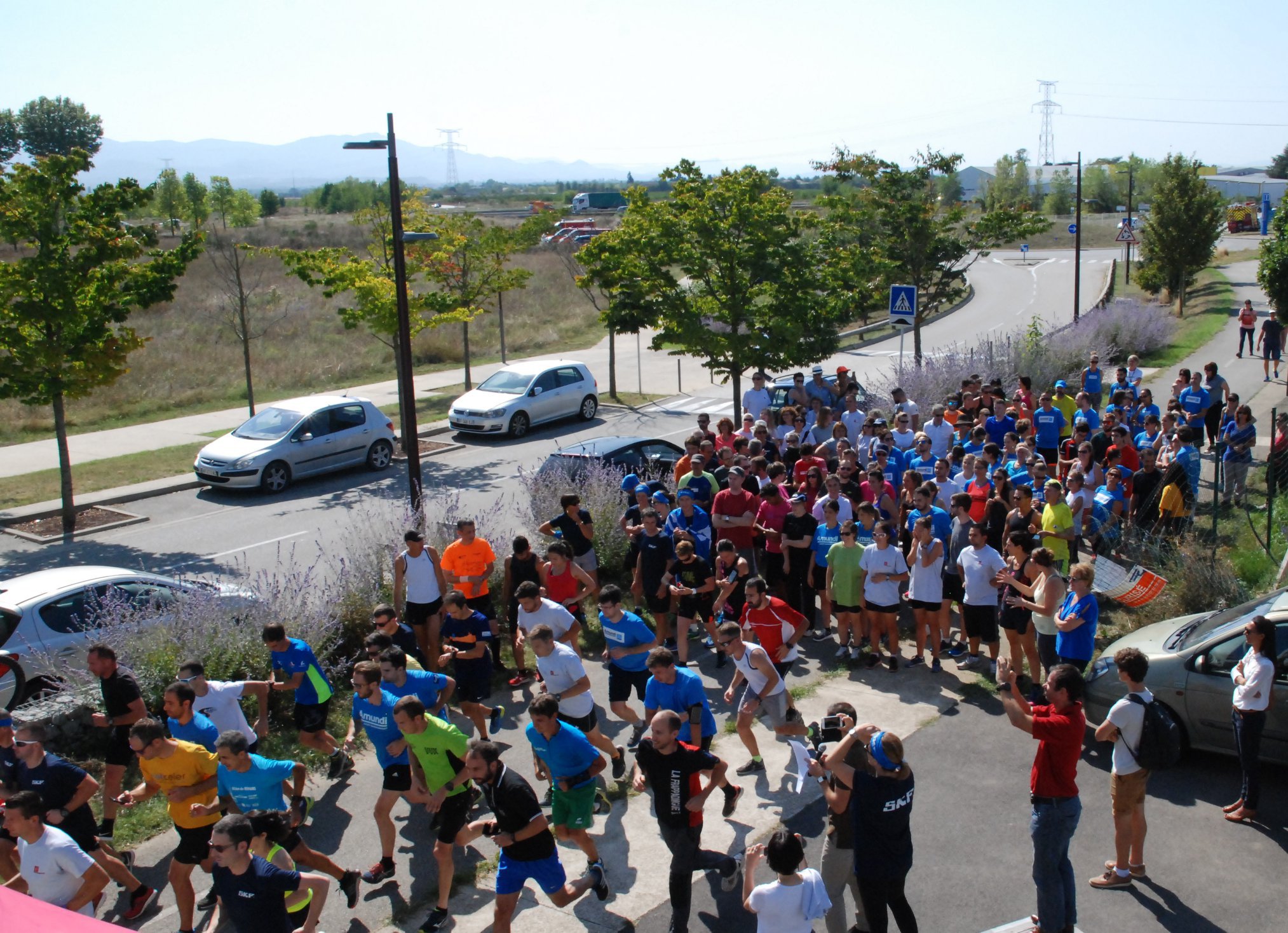 La pratique du sport est facilité par la présence de douches, comme ici lors du 5kms de Rovaltain.
