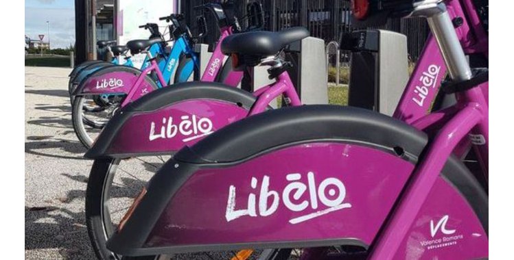 Photo Libélo - station libre-service - 45ème Parallèle