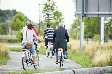 Le vélo et la marche à pied, des moyens d'optimiser ses déplacements professionnels lorsque vous avez des clients à Rovaltain Valence TGV